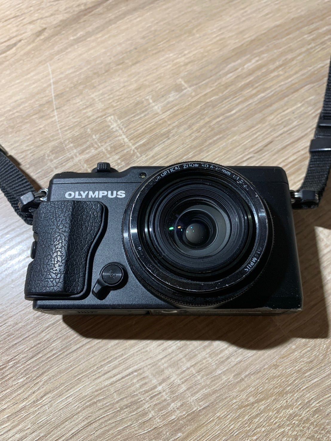 9729 OLYMPUS STYLUS XZ-2 ブラック デジカメ ジャンク品【ネ】有损伤或污渍