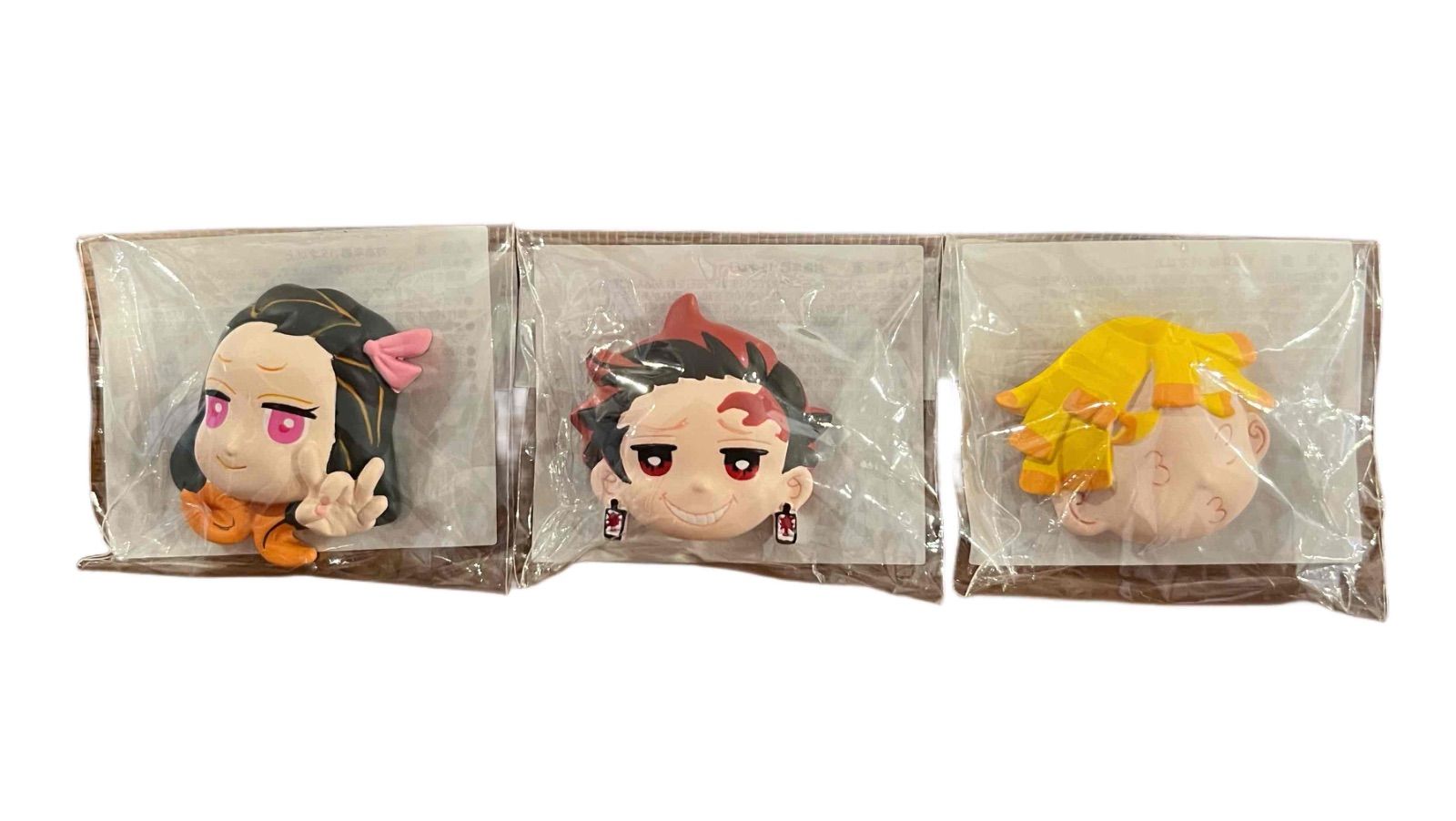 鬼滅の刃 立体マグネット　3種セット　( 竈門炭治郎 & 竈門禰豆子 & 我妻善逸 )鬼滅の刃;未使用