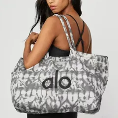新品未使用　アローヨガ ALO Yoga　トートバッグ　グレー
