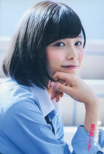 コレクションカード(乃木坂46)/Blu-ray BOX「徳山大五郎を誰が殺したか?」封入特典トレーディングカード 渡邉理佐/アップ/Blu-ray BOX「徳山大五郎を誰が殺したか?」封入特典トレーディングカード