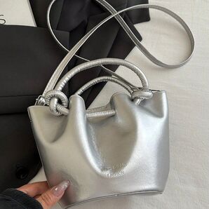 プリーツクラウドシェイプ ハンドバッグ レディース メンズ80,222