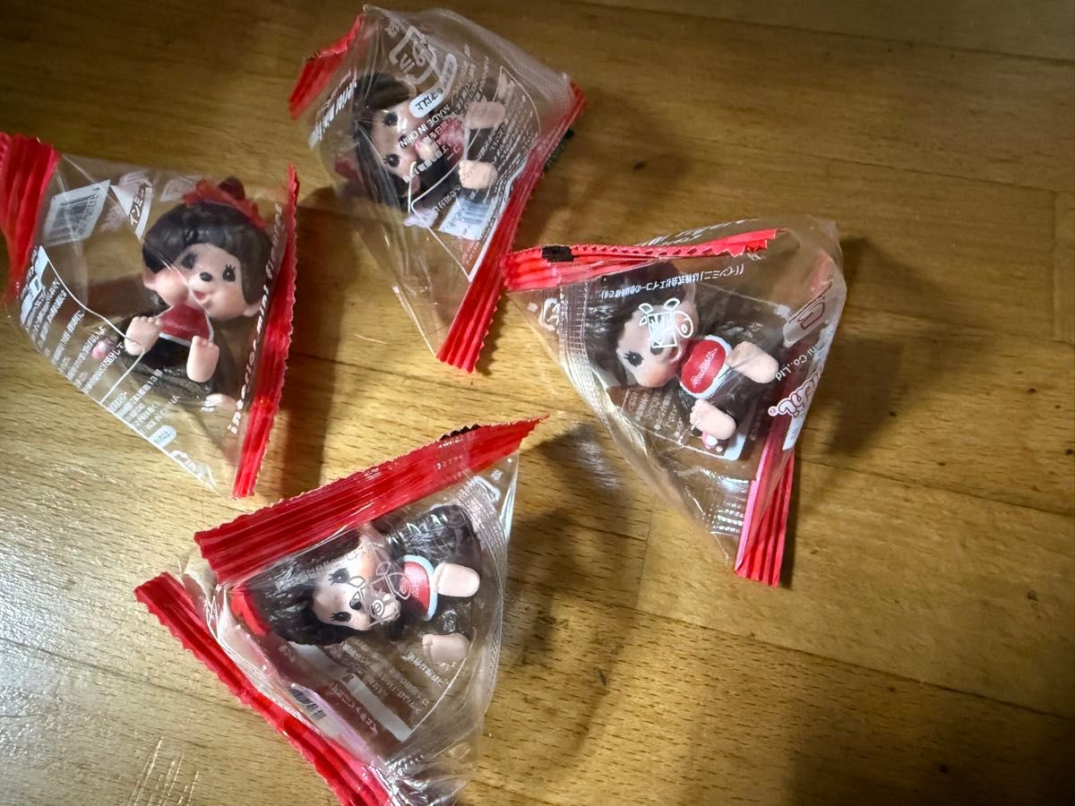 モンチッチ　インテリア　ミニフィギュア　全4種類