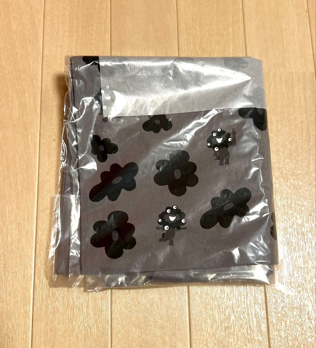 【新品未使用品】ミャクミャク アーバンリサーチ 花柄トートバッググレー 綿100% EXPO2025 UR 黒ミャクミャク 万博