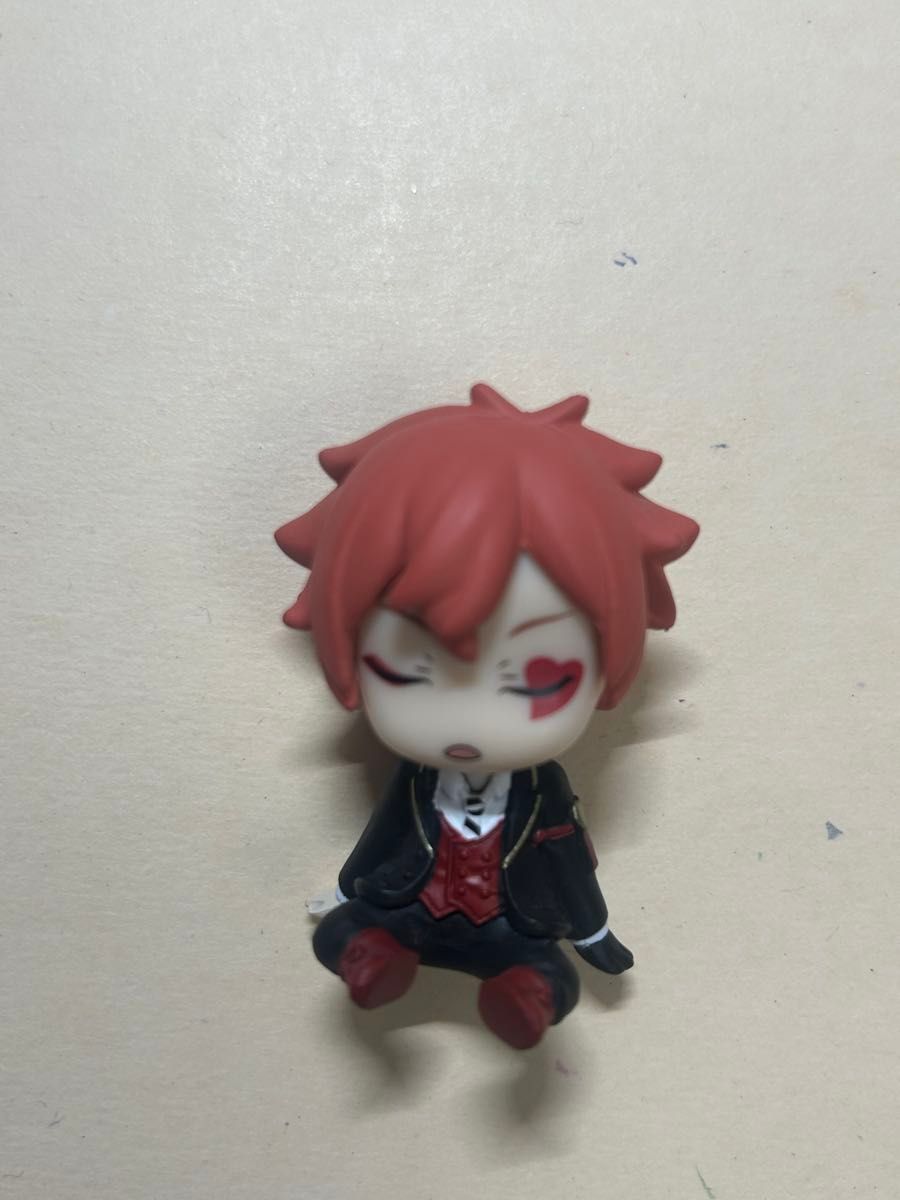 ツイステッドワンダーランド 肩ズンFig エース フィギュア