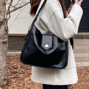 新品 レディース カラーレトロレザーショルダーバッグ黒 大容量 マザーズバッグ 通勤 通学