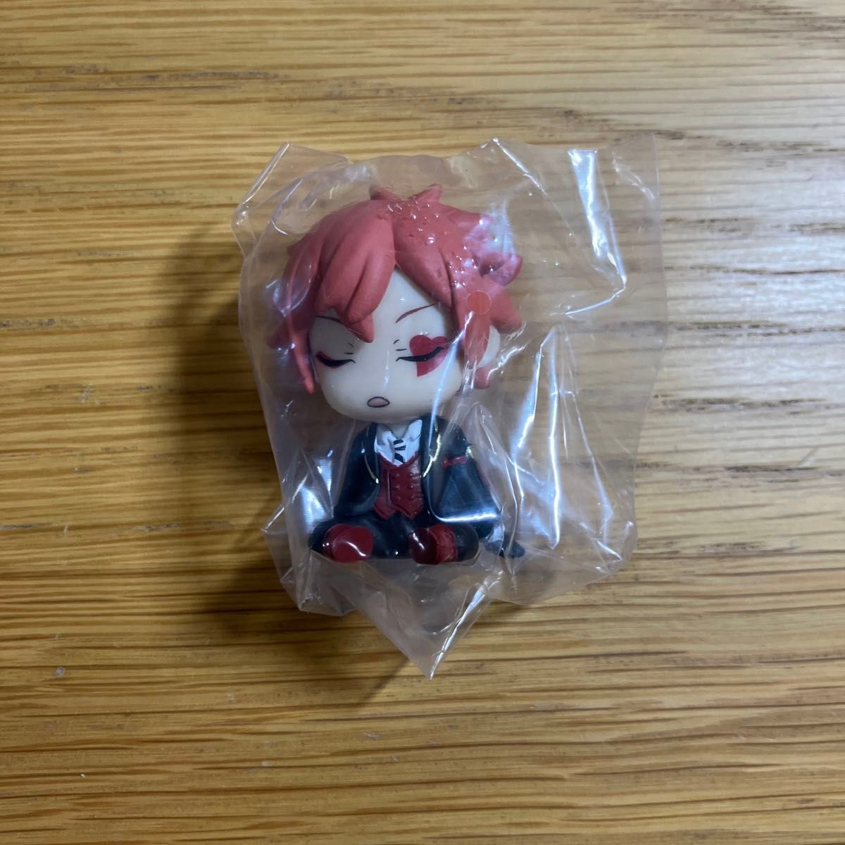 ツイステ エース 肩ズン フィギュア マスコット