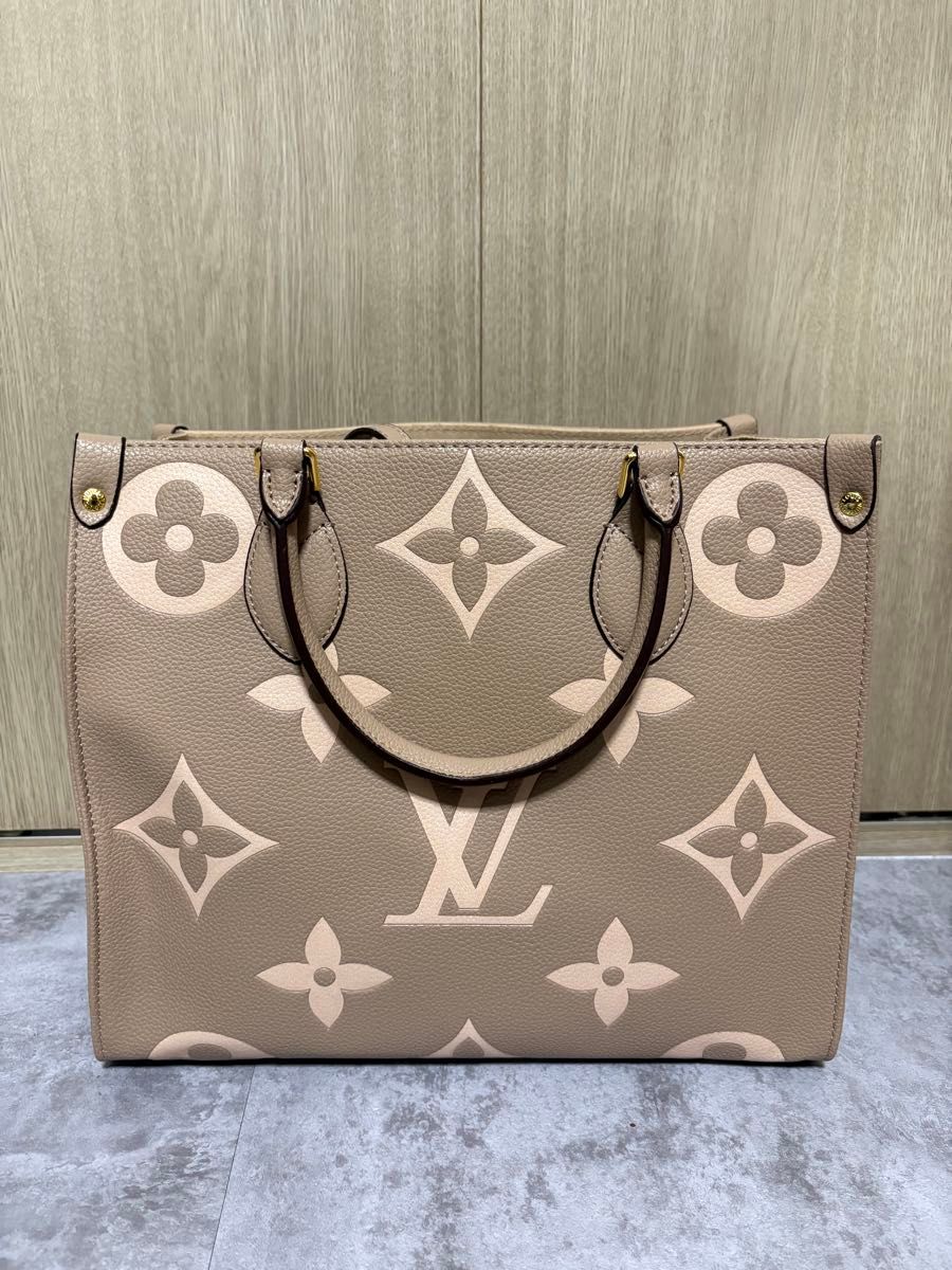 トートバッグ　ベージュ　バッグ