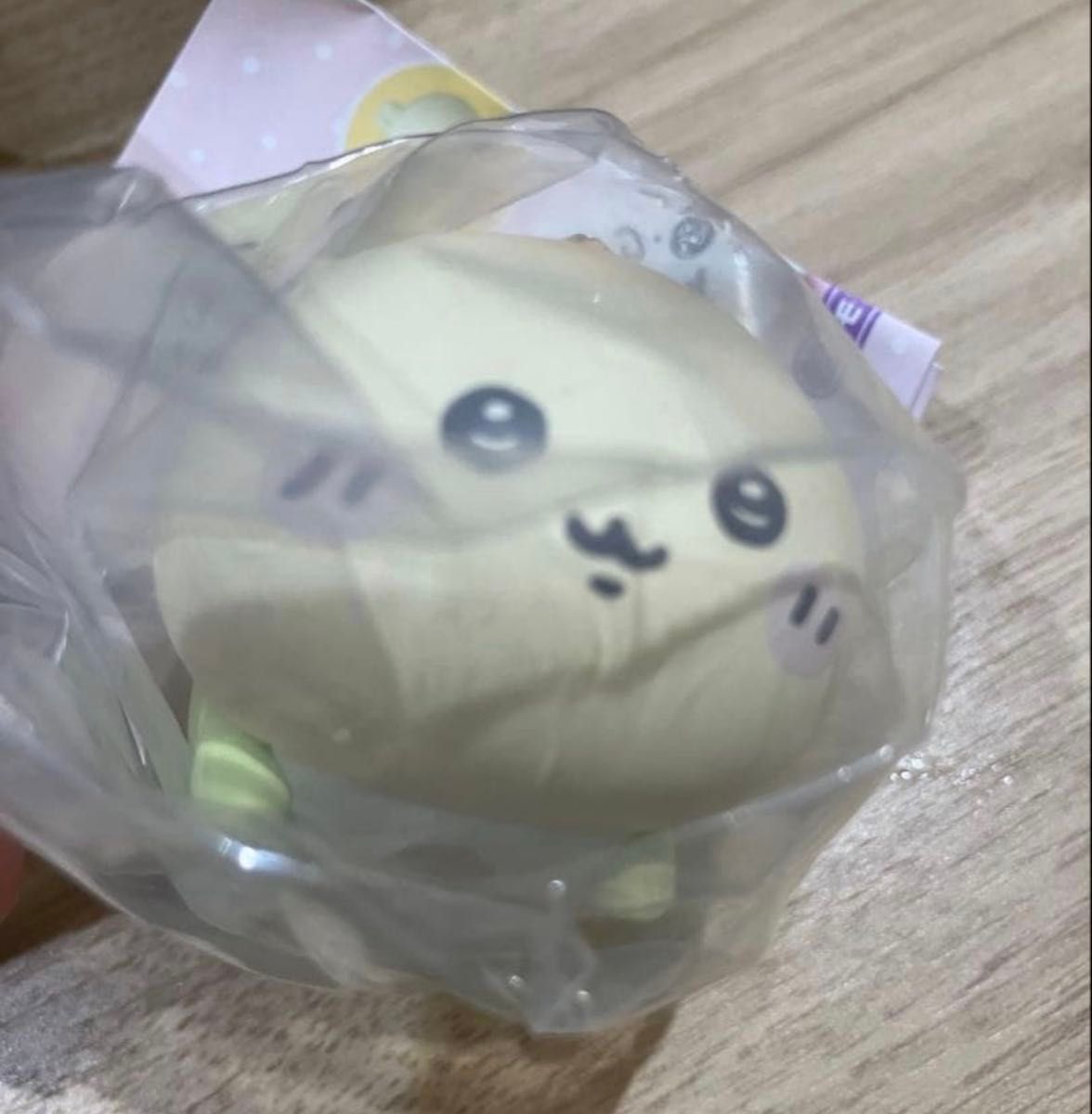 ちいかわ　baby くりまんじゅう　ハイハイフィギュア