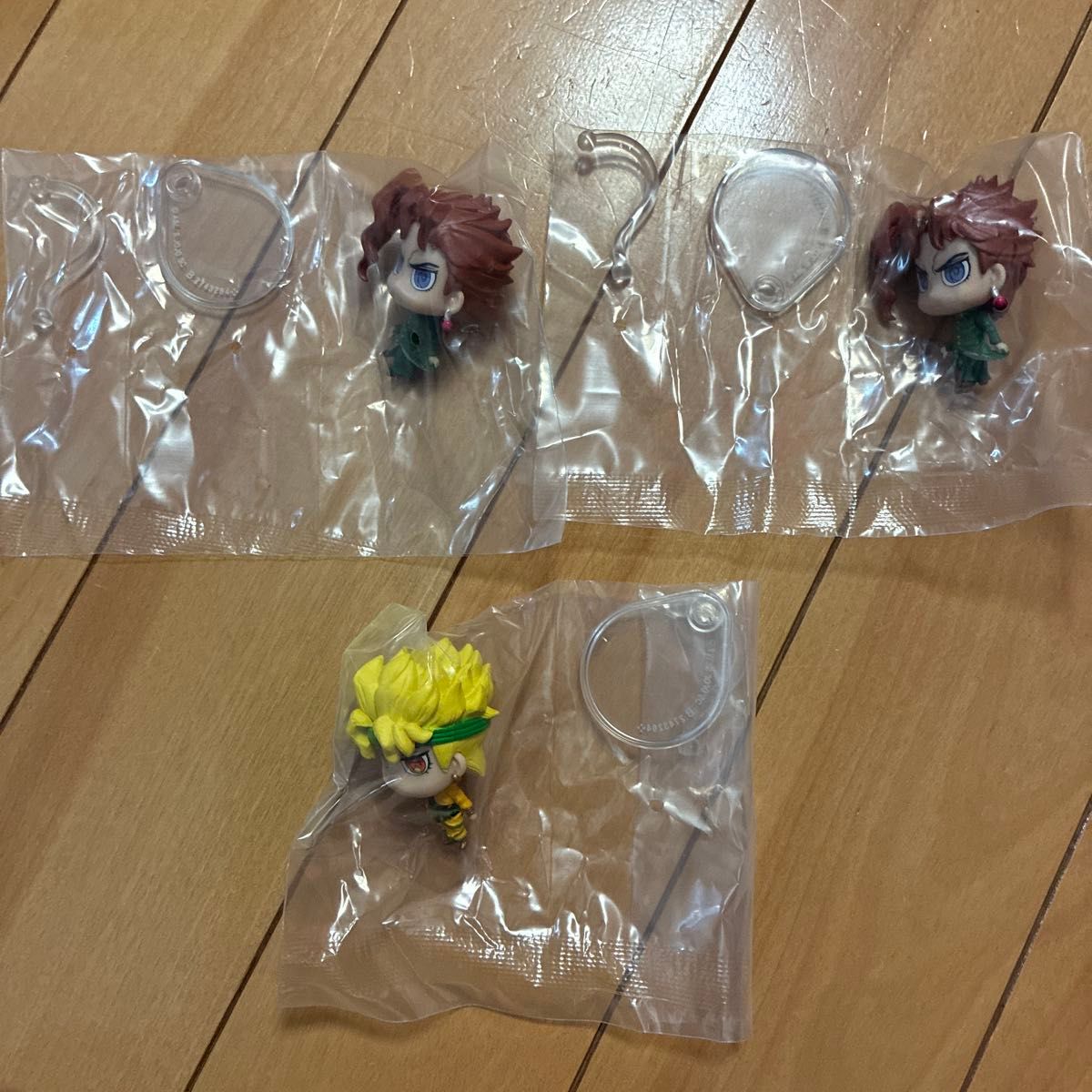 ジョジョの奇妙な冒険 カプセルフィギュアコレクション 花京院典明 DIO 3個セット