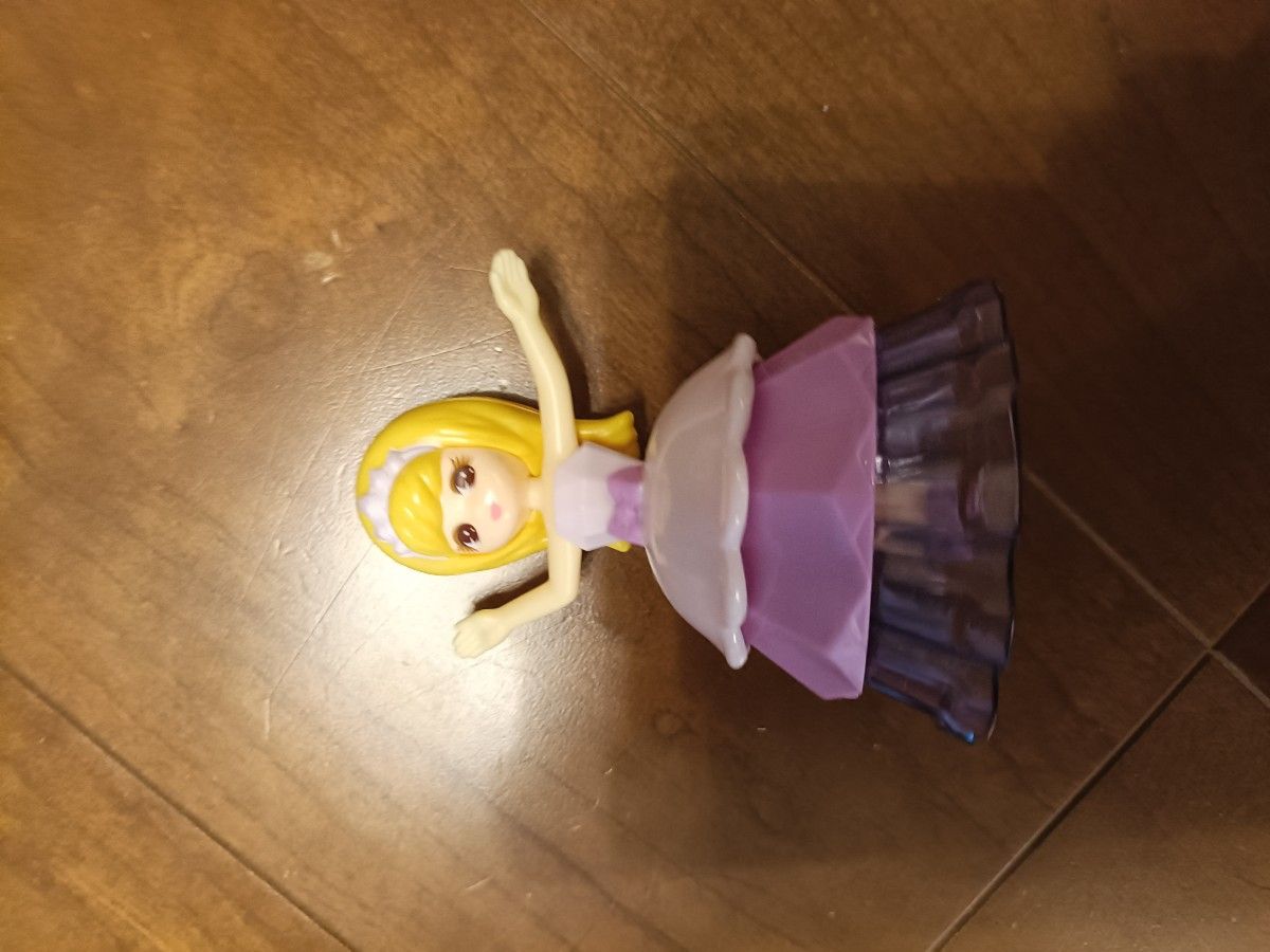 フィギュア