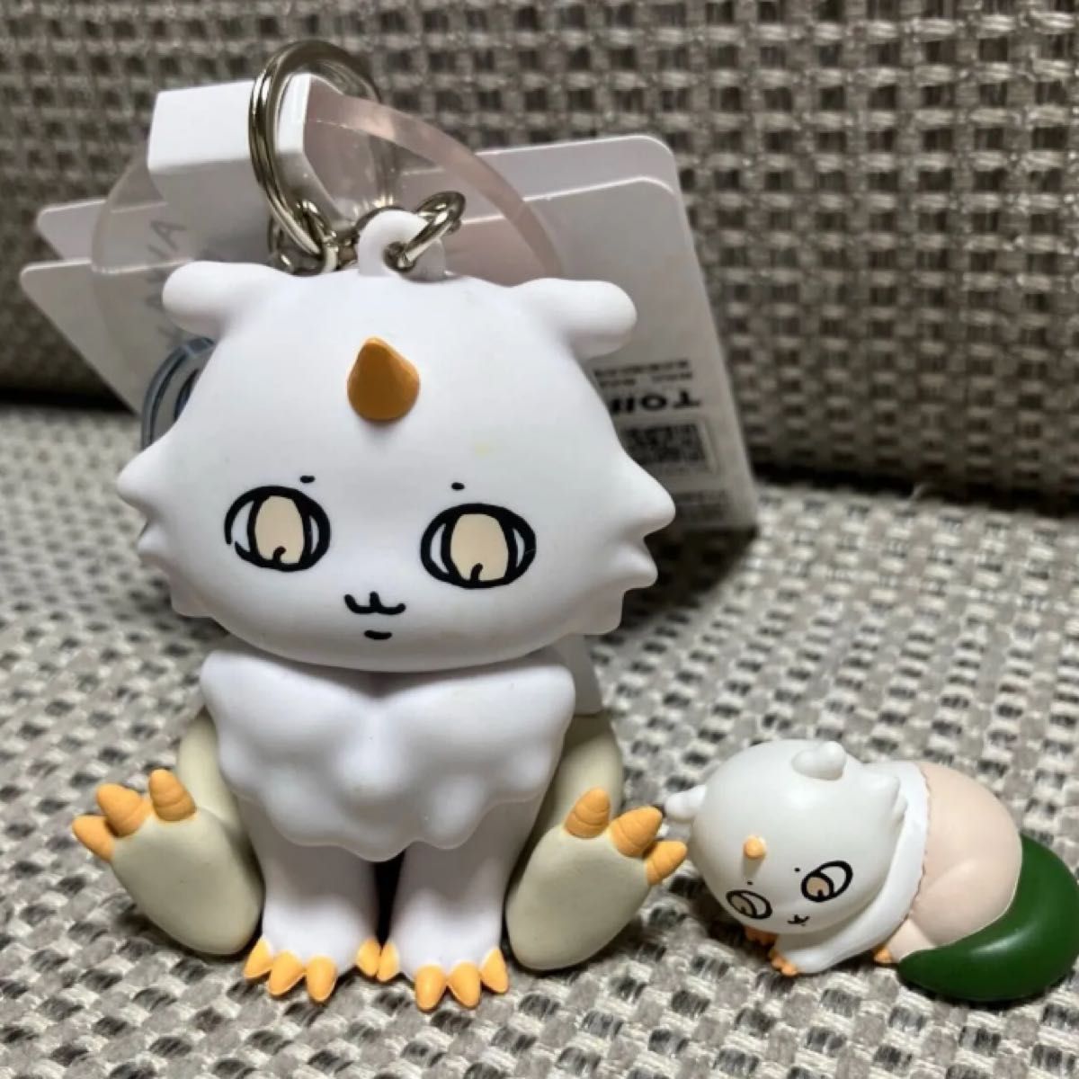 ちいかわパーク フィギュアキーホルダー まめまめフィギュア あのこ ２点セット 