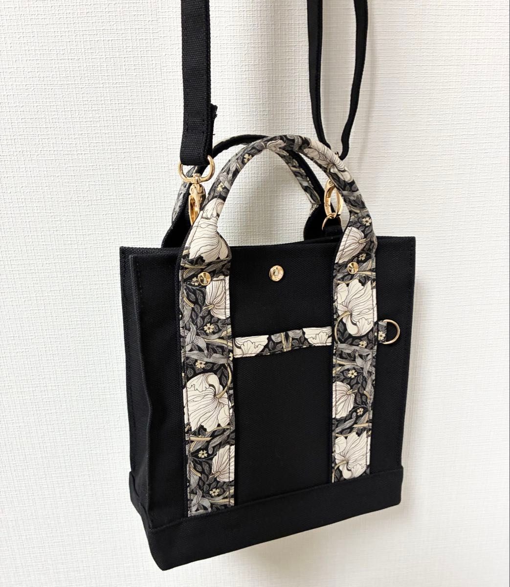 ショルダーバッグ