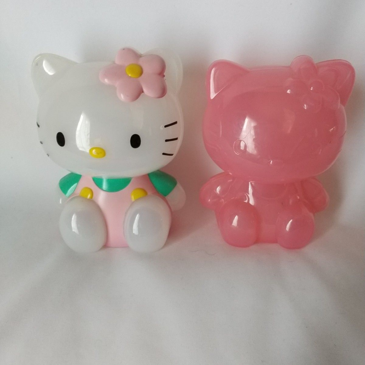 ハローキティ 貯金箱 2個セット二手;物流保障;有些许损伤或污渍