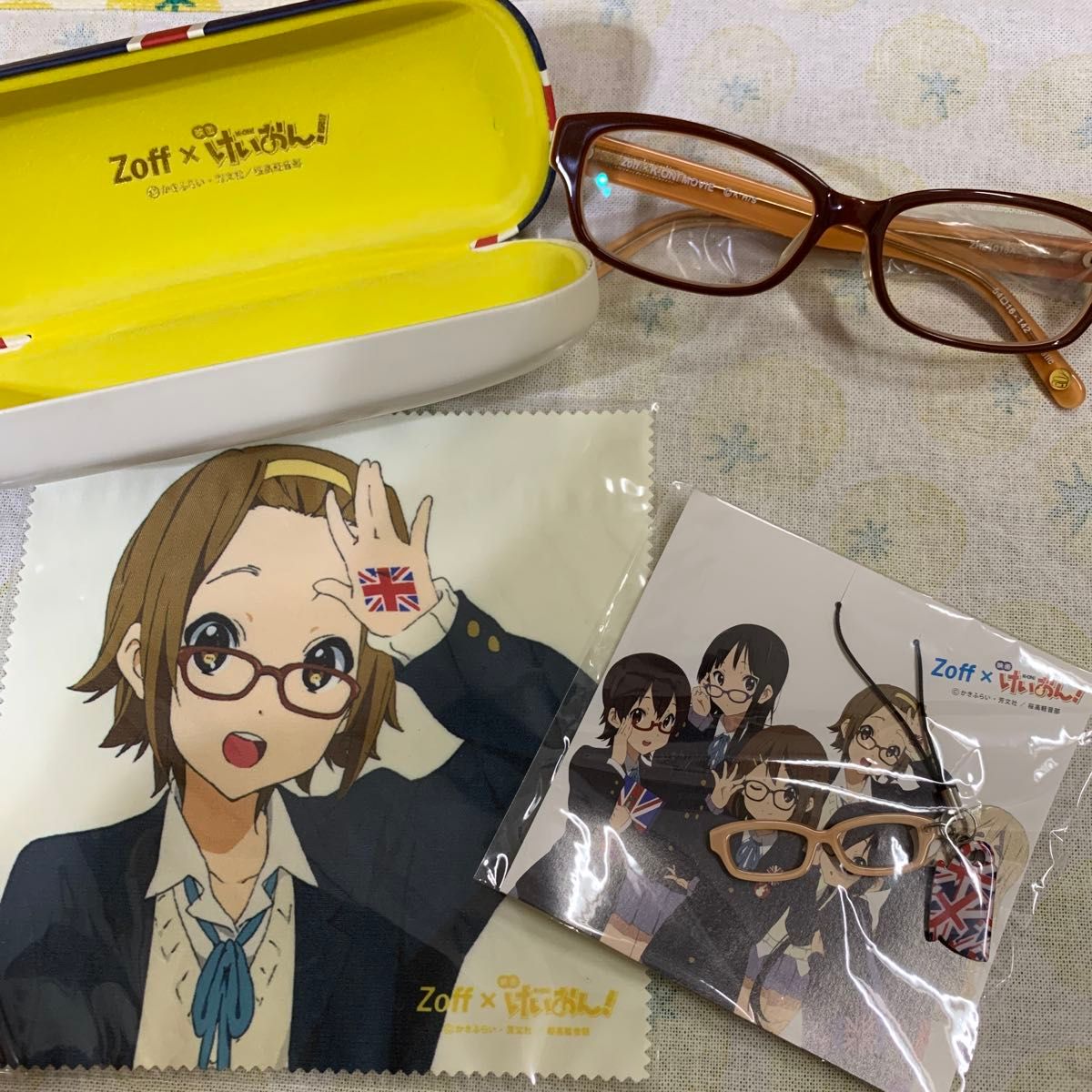Zoff×「けいおん！」のコラボレーションメガネセット 田井中律二手;物流保障;接近未使用;易碎品