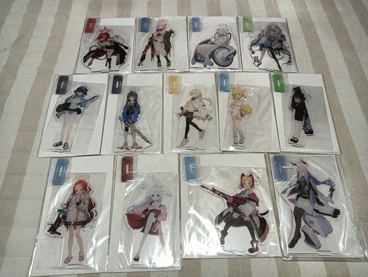 ブルーアーカイブ アクリルスタンド 13種セット二手;物流保障;未使用