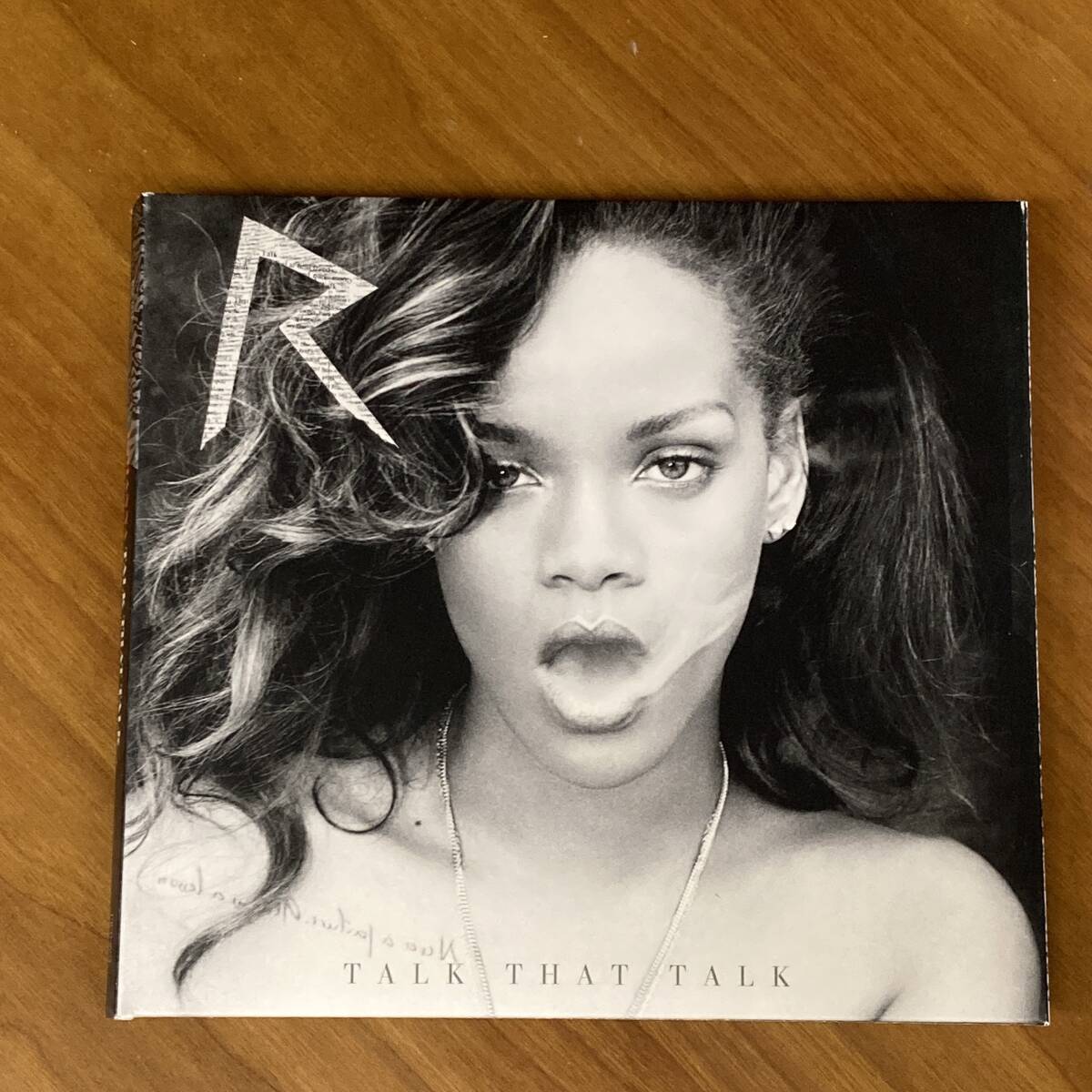 PR13342 CD *Rihanna*Talk That Talk 紙ジャケ