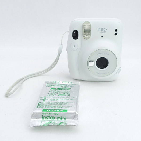 ★ 富士フイルム instax mini11 インスタントカメラ ホワイト ジャンク品 (0220547216)