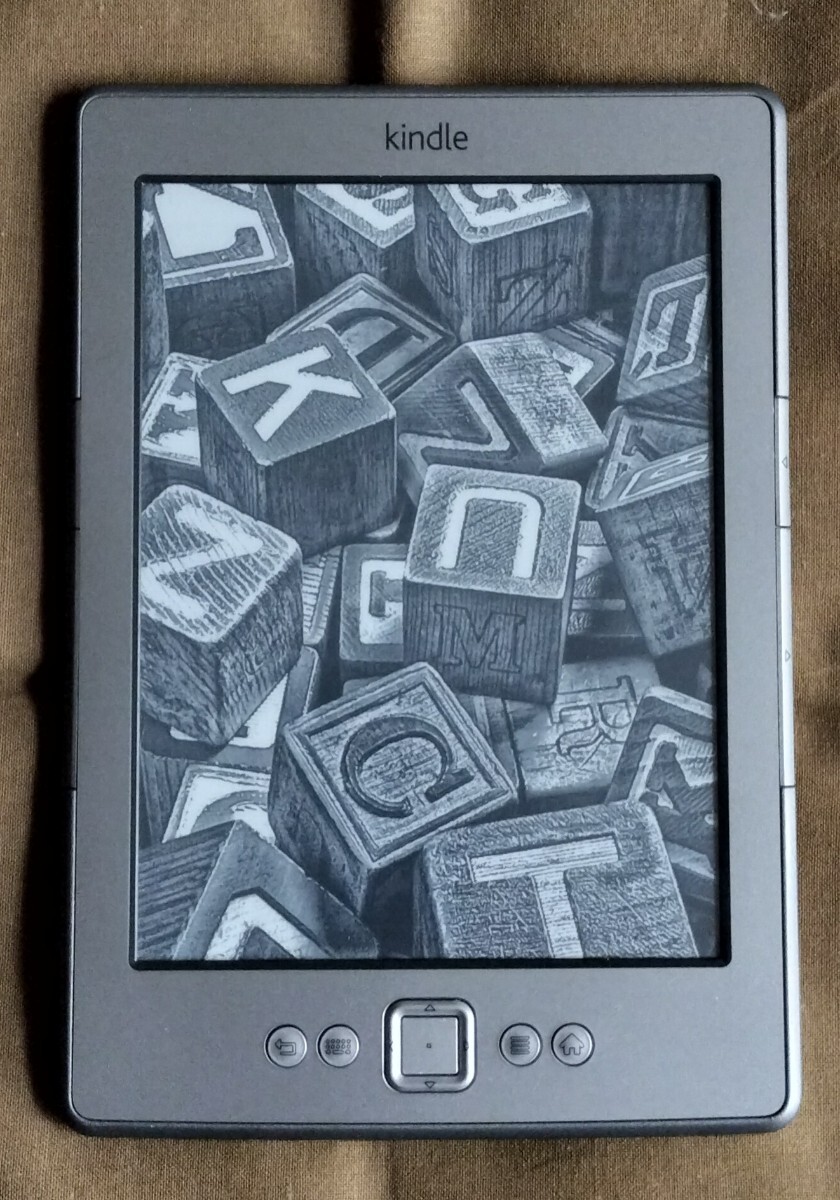 ガジェットコレクター向け 初期Kindle（Kindle 4?） 日本未発売タイプ