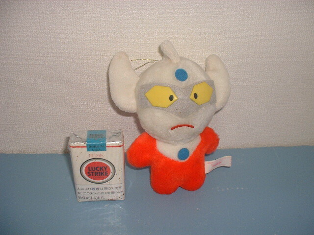 ウルトラマンタロウの小さなぬいぐるみ　バンプレスト　１９９２　　レトロ