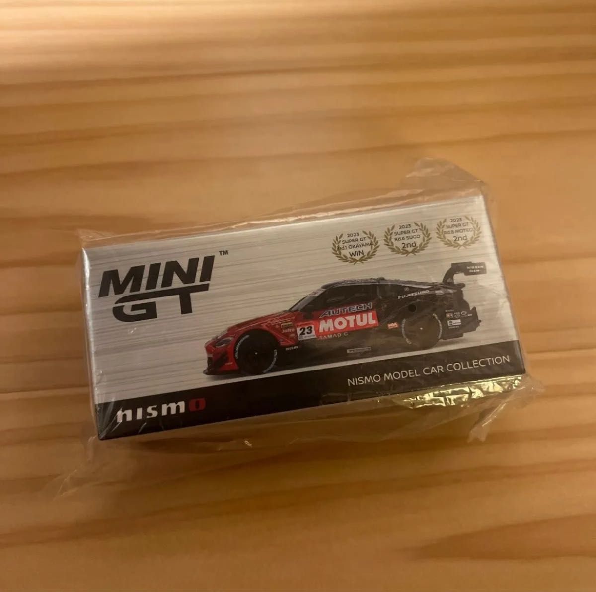 MINI GT ニスモフェスティバル2024 Niterra MOTUL Z (GT500 SUPER GT 2023)二手;物流保障;未使用