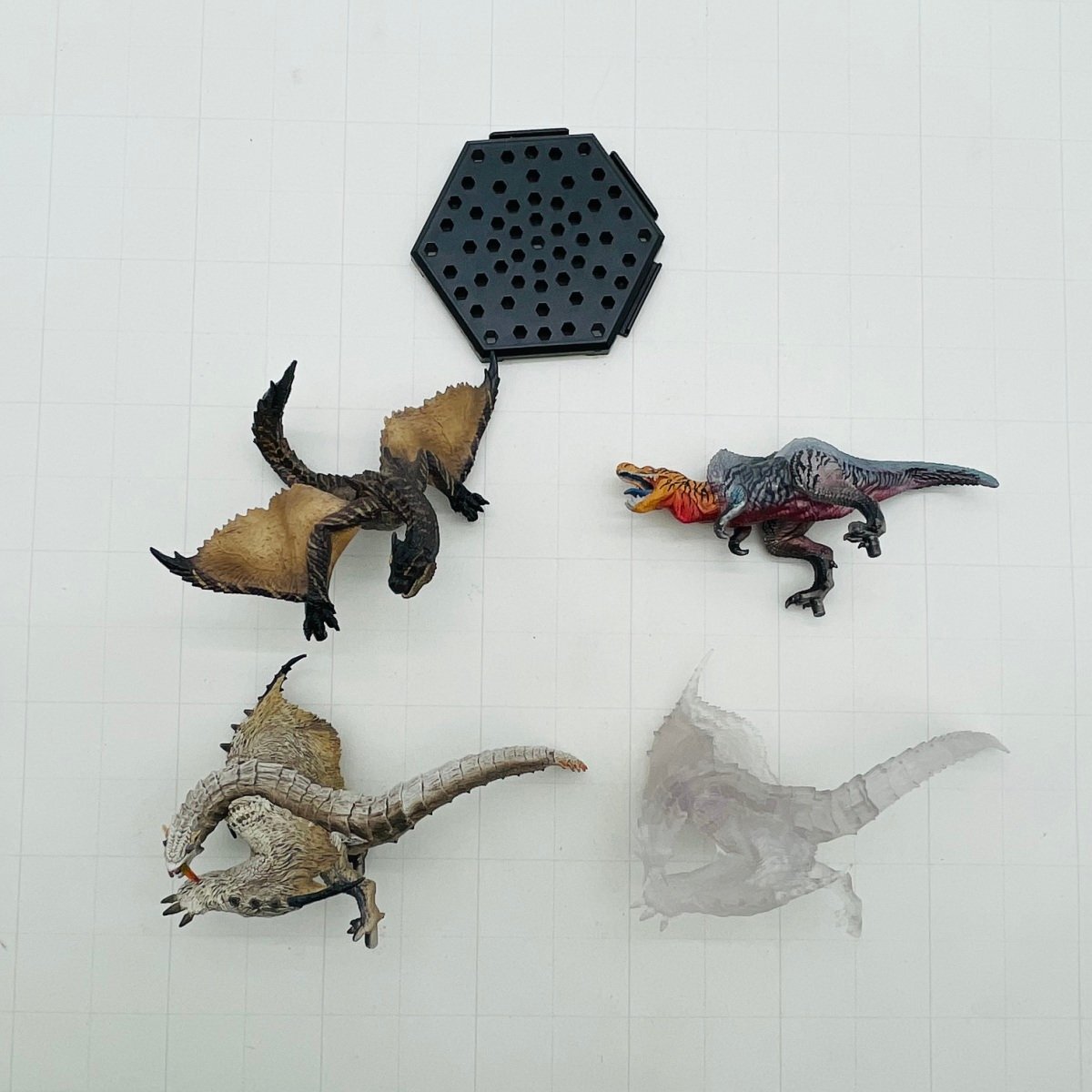 難あり中古品 カプコン フィギュアビルダー スタンダードモデル モンスターハンター アンジャナフ ベリオロス ティガレックス 4種セット