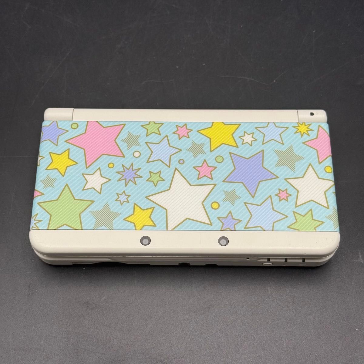 Newニンテンドー3DS ホワイト　本体　着せ替えプレート カラフルスター二手;物流保障;有些许损伤或污渍;易碎品;航空禁运