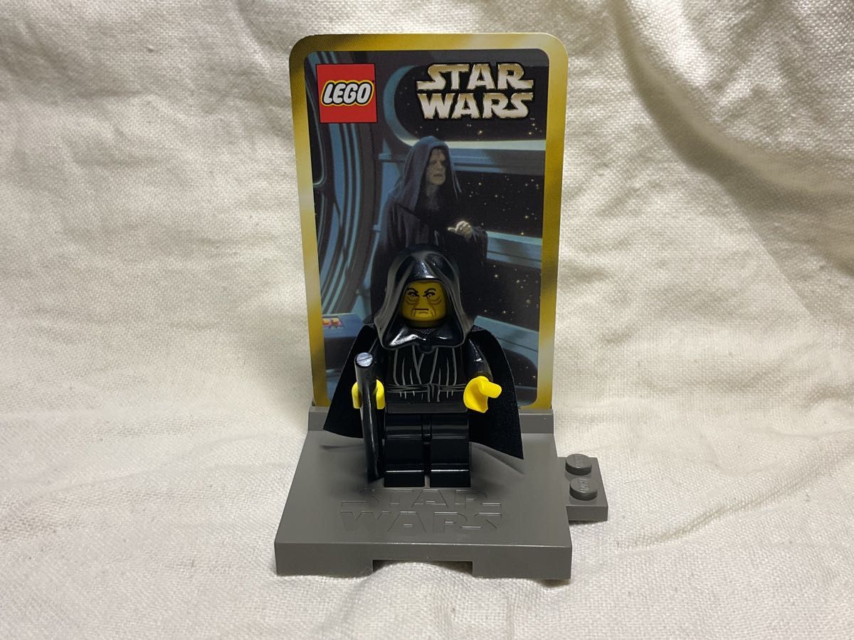 LEGO レゴ スターウォーズ 銀河皇帝 ミニフィグ カード、ディスプレイスタンド付き二手;物流保障;没有明显的损伤或污渍