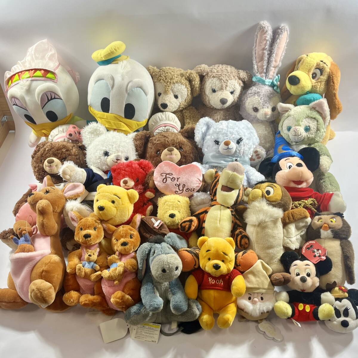 ★ Disney ディズニー ぬいぐるみ マスコット まとめ商品 ミッキー ミニー ドナルド デイジー ダッフィー シェリーメイ 他 現状品 5.9kg