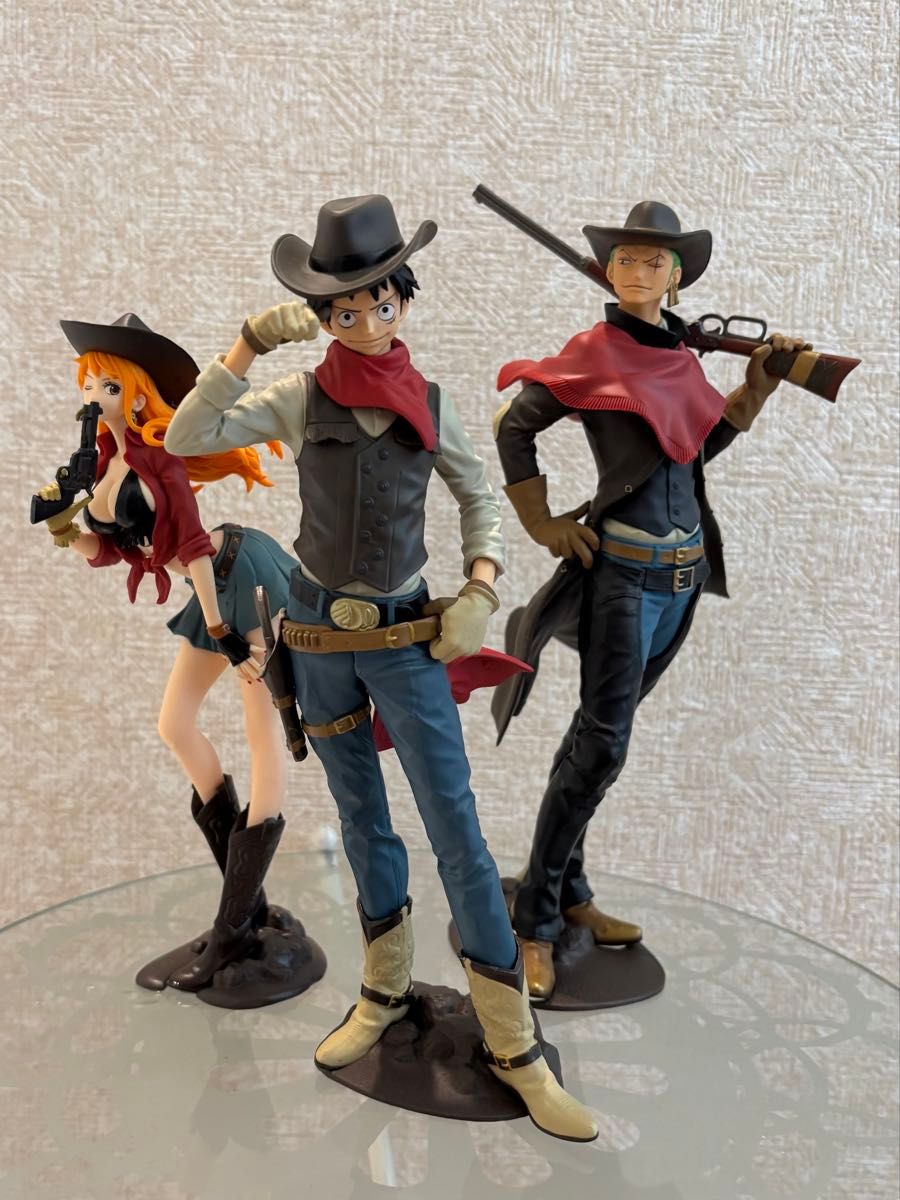 ワンピース TREASURE CRUISE WORLD JOURNEY vol.1 ルフィ ゾロ ナミ セット二手;物流保障;没有明显的损伤或污渍