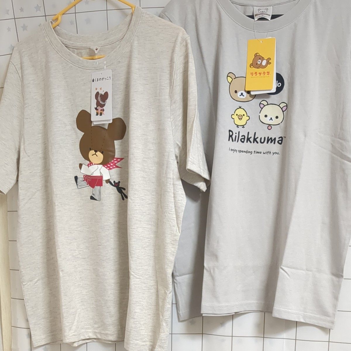 くまのがっこう リラックマ キャラクター半袖Tシャツ 2枚セット！くまのプーさんクルー丈靴下！二手;物流保障;未使用