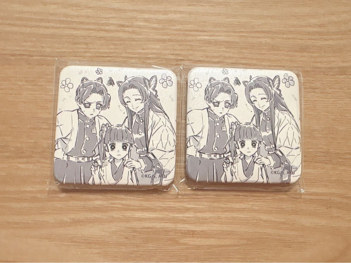 鬼滅の刃 ダイニング お楽しみくじ スクエア缶バッジ 胡蝶しのぶ　胡蝶カナエ　栗花落カナヲ二手;物流保障;未使用