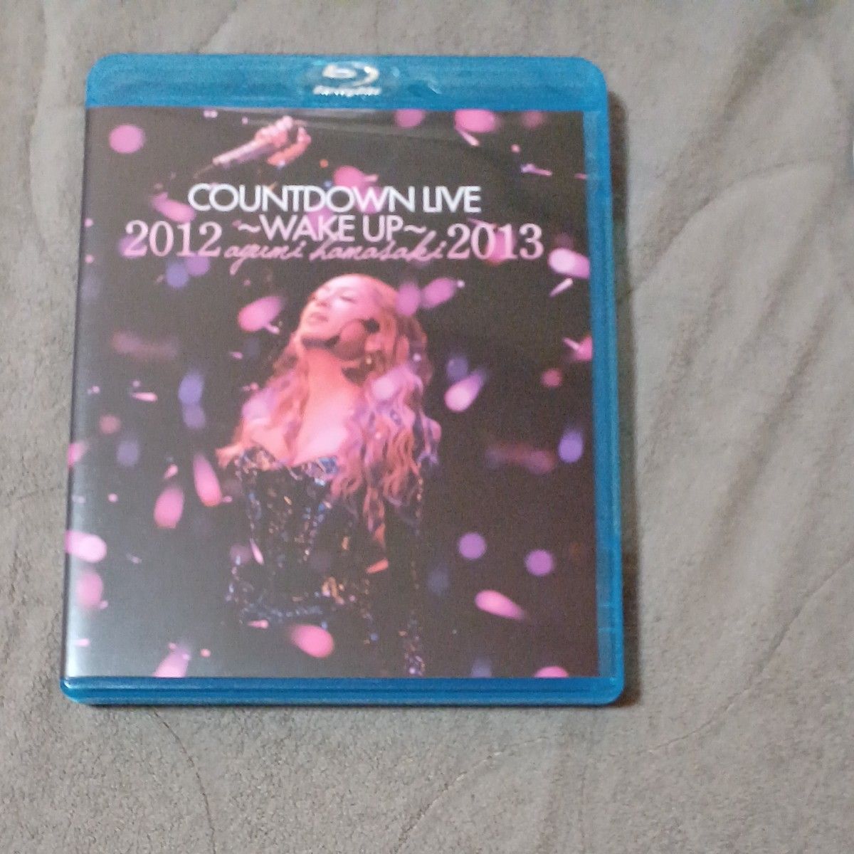ayumi hamasaki COUNTDOWN LIVE 2012-2013 A ~WAKE UP~ (Blu-ray 二手;物流保障;接近未使用