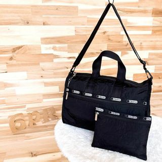 【レスポートサック】フラワーモチーフ 花柄 刺繍ステッチ ボストンバッグ 黒×白