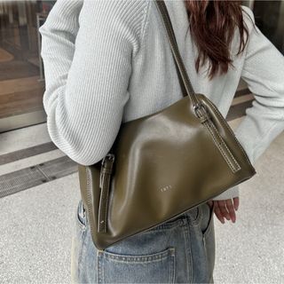 ワイドボストンバッグ　カーキ
