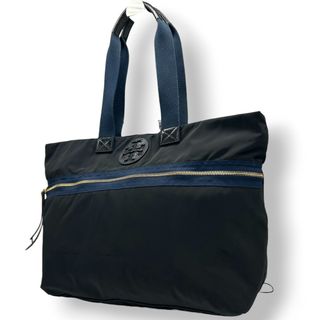 【美品】トリーバーチ TORY BURCH トートバッグ ナイロン レザー ブラック ネイビー A4収納可 大容量 軽量 肩掛け ワンショルダー ビジネス 通勤 通学 マザーズバッグ デカロゴ ゴールド金具 エレガント レディース 鞄 人気モデル s3