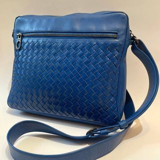 極美品✨ボッテガべネタ イントレチャート メッセンジャーバッグ ショルダー 青