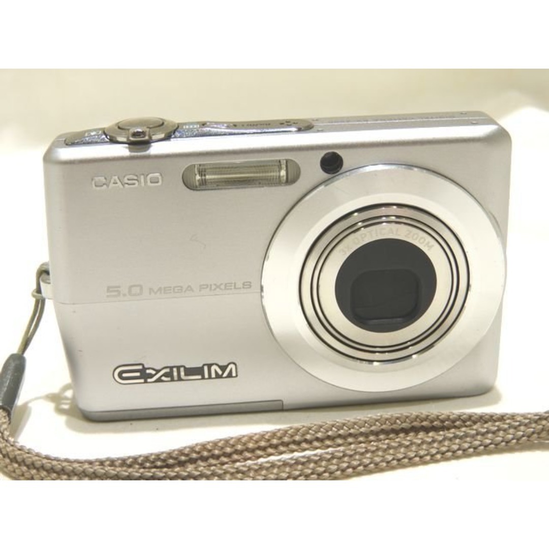 ※送料無料 訳あり品 CASIO EXILIM コンパクト デジタルカメラ ◇ EX-Z500 シルバーカラー コンデジ カシオ エクシリム 平成 ▼8E 整体状态不佳