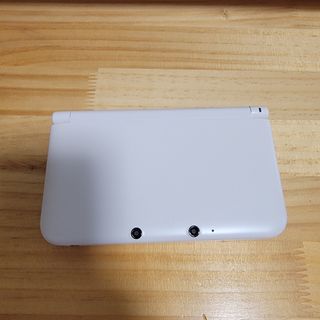 ​【美品・動作確認済】ニンテンドー 3DS LL ホワイト 充電器・SDカード付き
