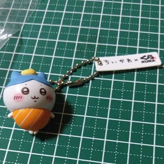 ちいかわ ハチワレ くら寿司 ビッくらポン フィギュア キーホルダー サーモンマヨ　過去分