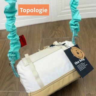 【セール】トポロジーボストン バッグ スモール 　ホワイト系　バンジーストラップ付き