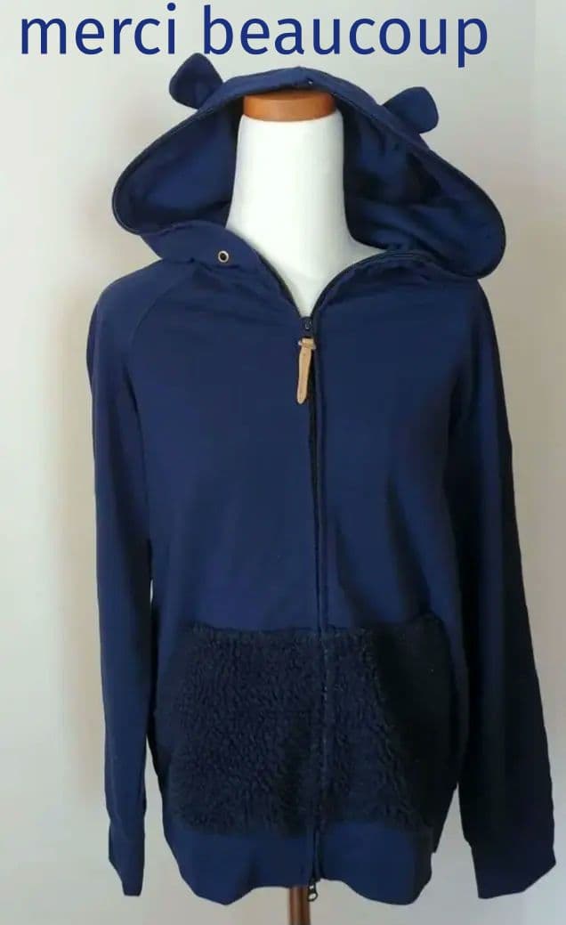 くま　パーカー　青