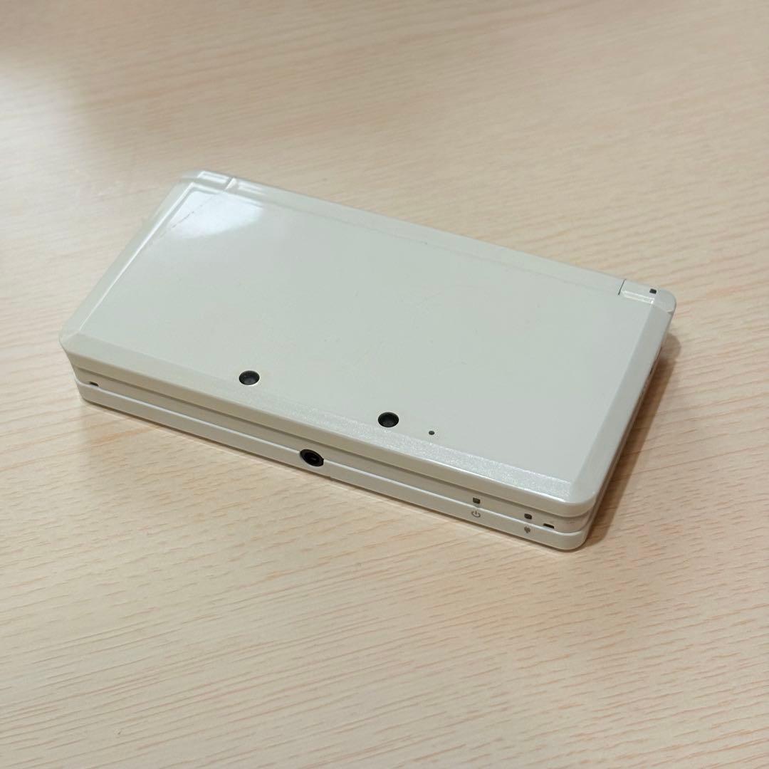 Nintendo 3DS 本体 ホワイト 充電器 タッチペン クリアカバー付没有明显的损伤或污渍