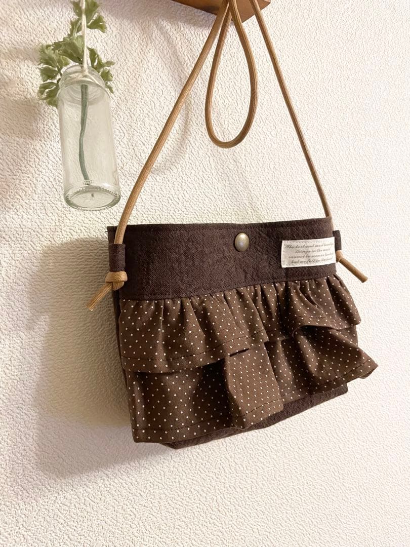 ♪ハンドメイド♪ ダブルフリルのスマホポシェット　サコッシュ未使用