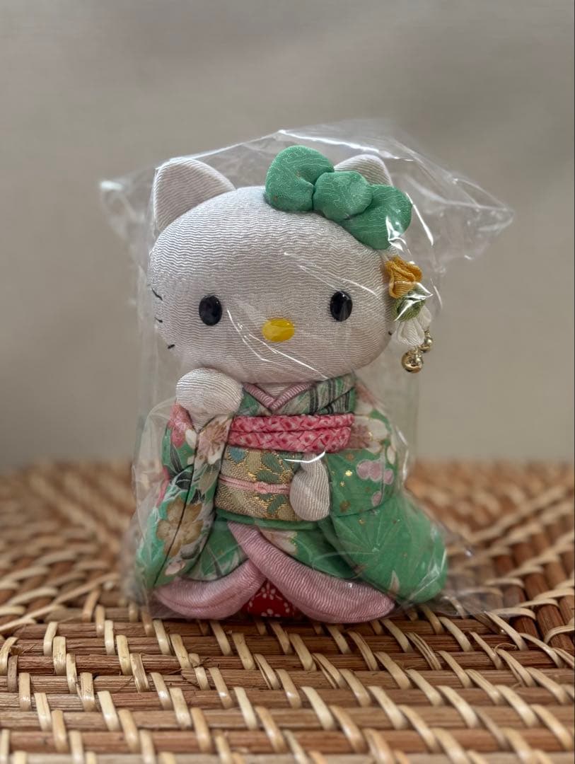 柿沼東光　舞妓キティちゃん（グリーン）未使用