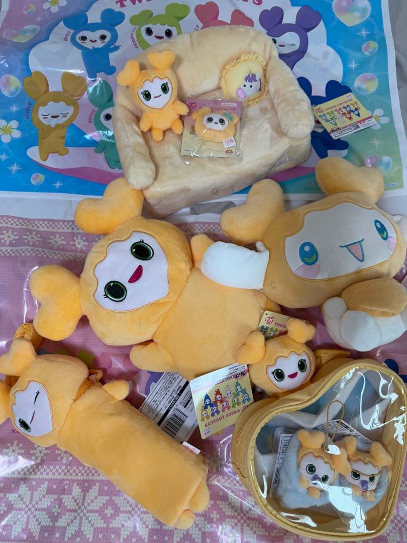 TWICE ジヒョ 8点セット サンリオ未使用