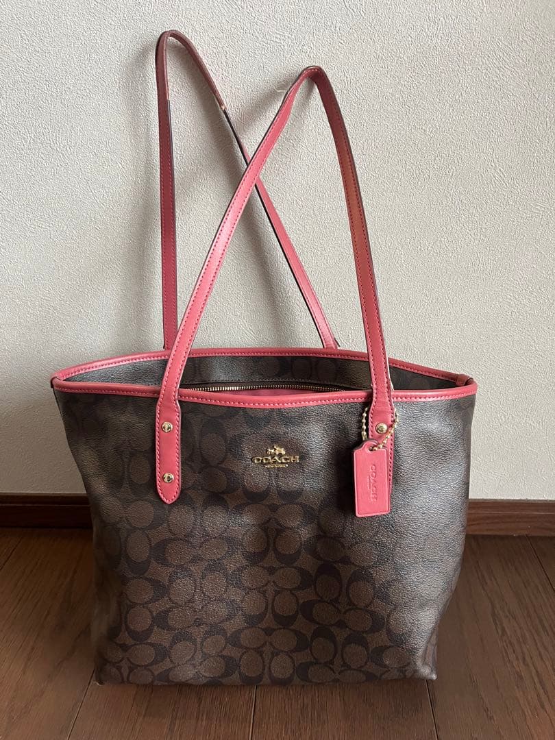 coach トートバッグ