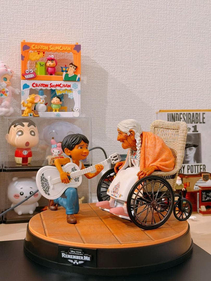 Happyくじ PIXAR A賞 リメンバー・ミー フィギュア おまけ付き接近未使用