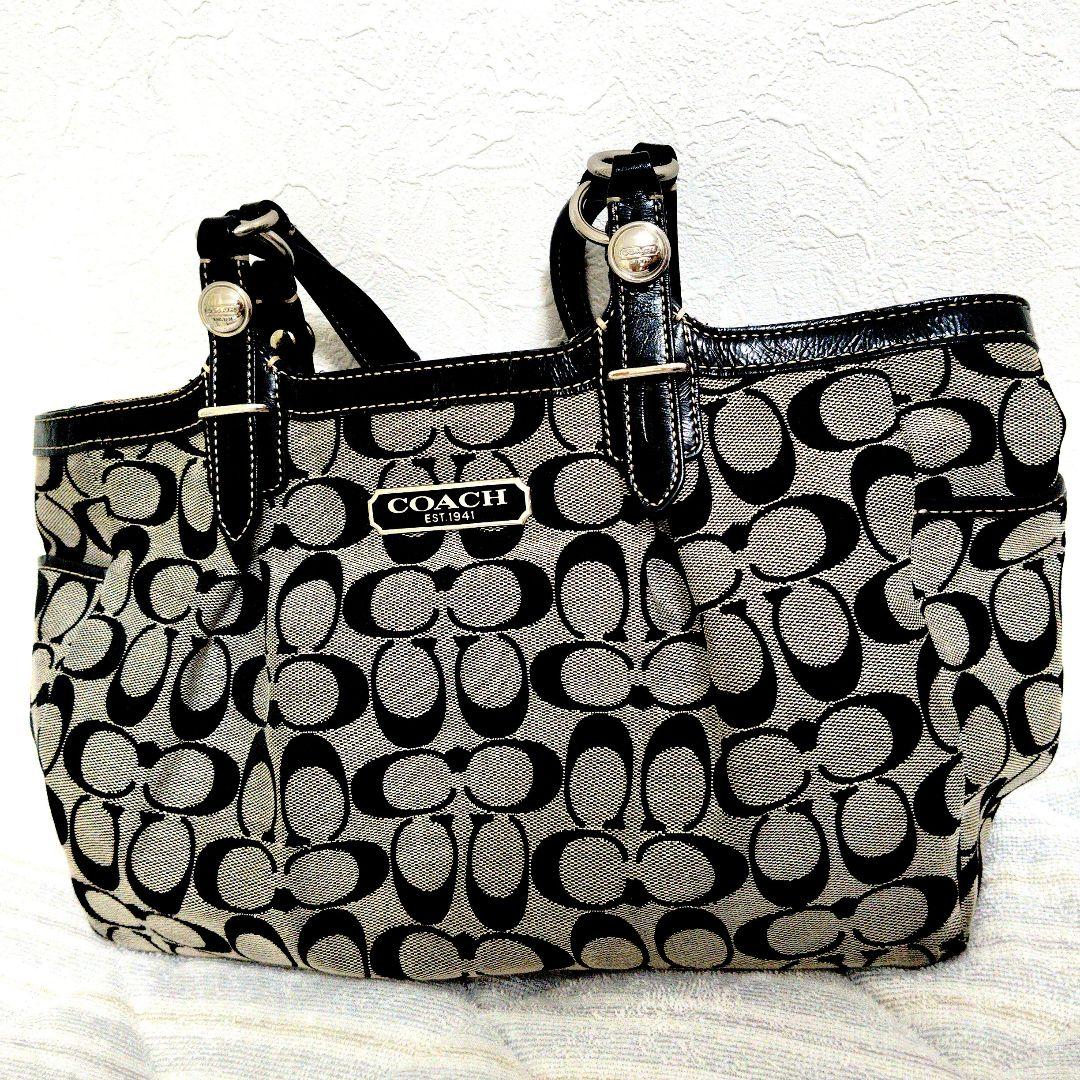 COACH モノグラム ショルダーバッグ
