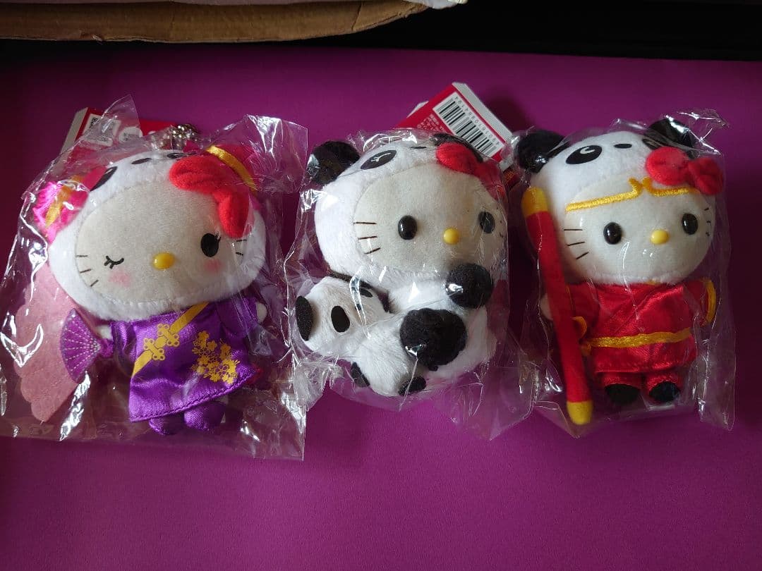 ハローキティー　中国漫遊記　ぬいぐるみ
