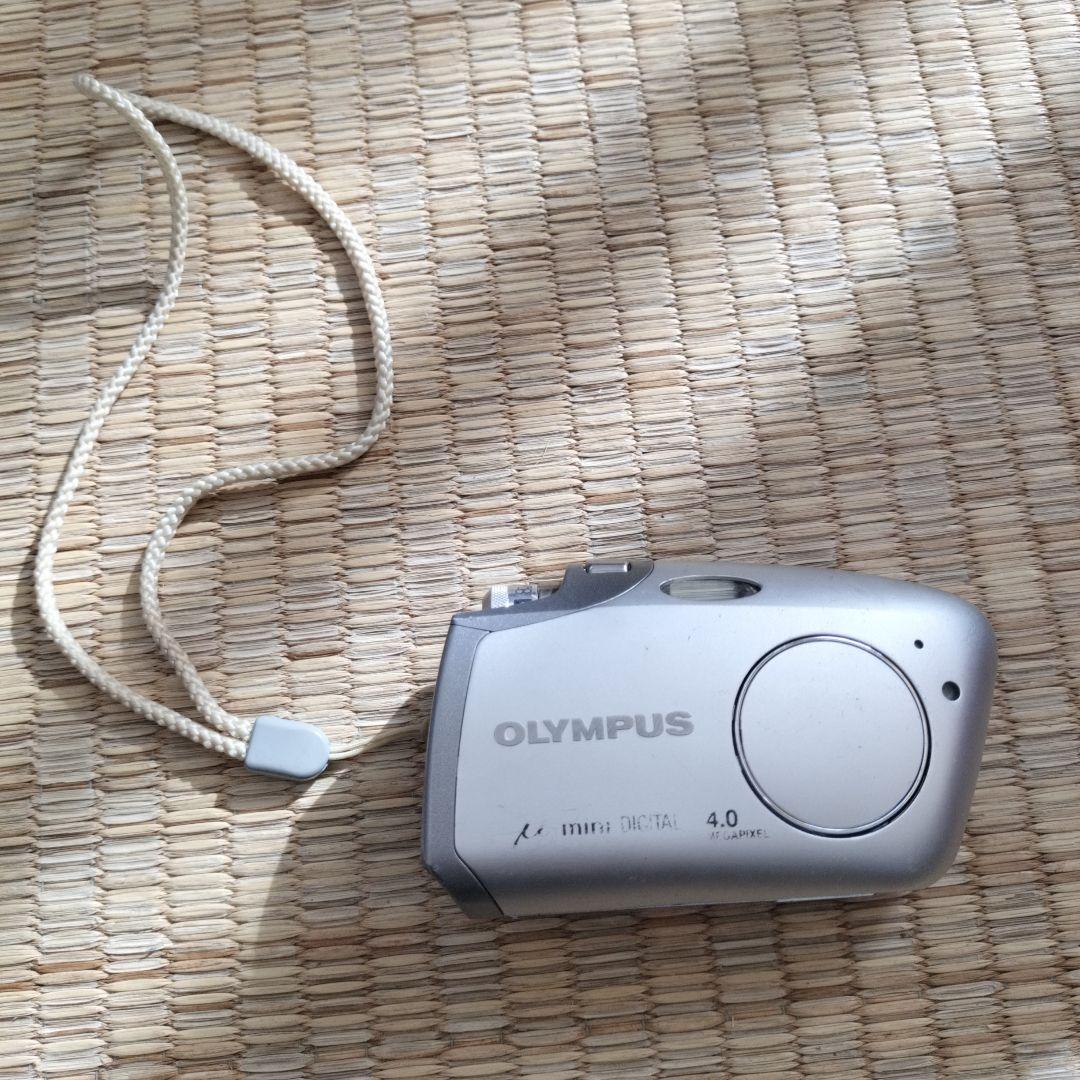 OLYMPUS mini DIGITAL 4.0 メガピクセル　デジタルカメラOLYMPUS;整体状态不佳